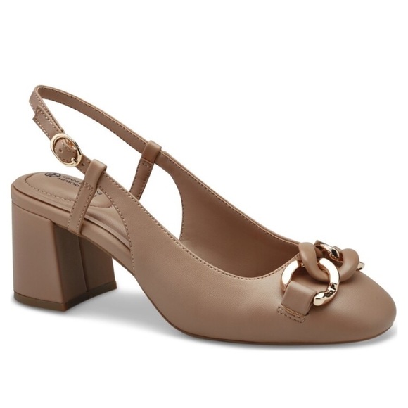 GIANI BERNINI • Nude Memory Foam Chain Decor Block Slingback Pump Heels - Picture 1 of 6